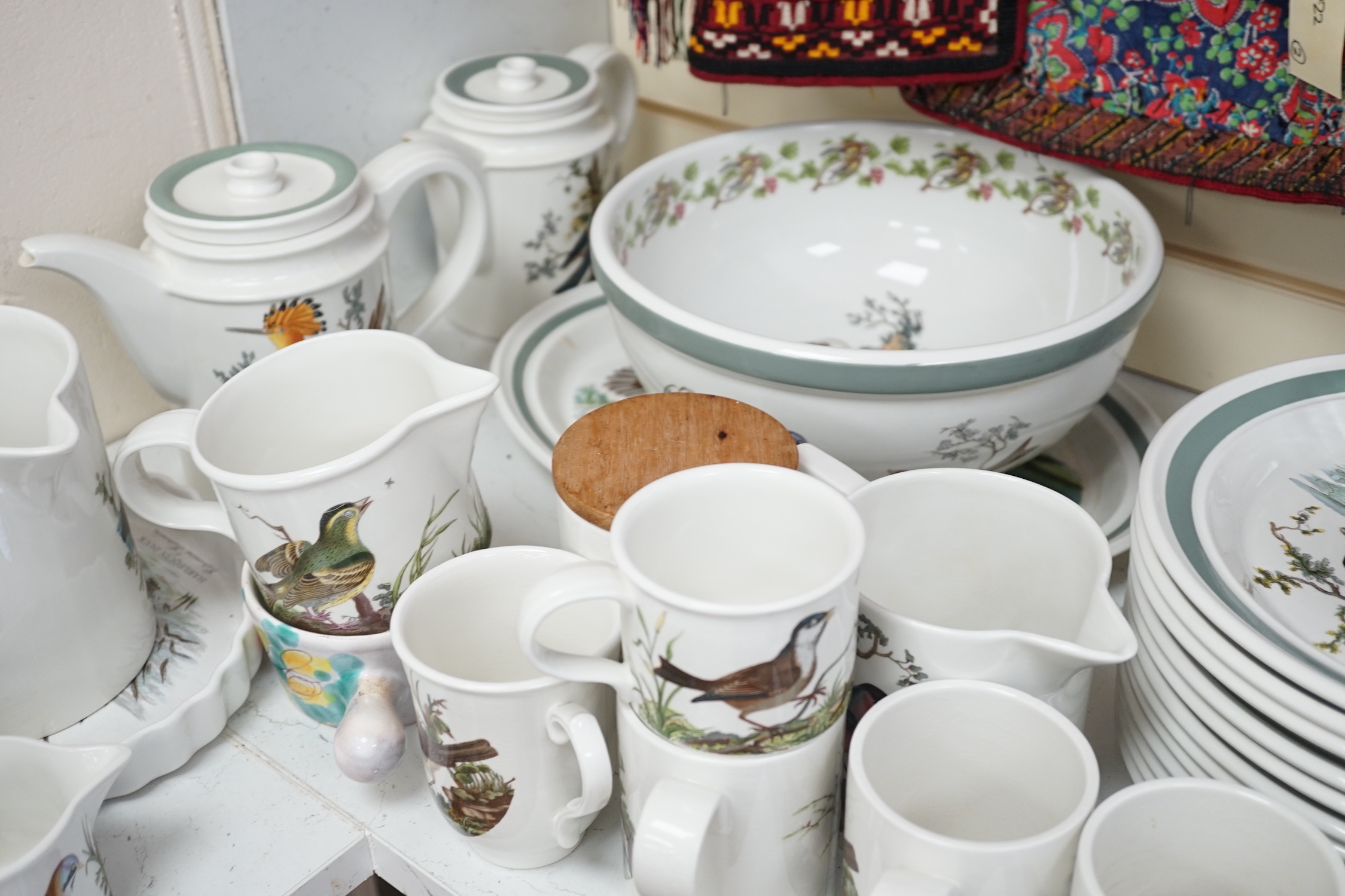 A Portmeirion suite of dinnerware, Birds of Britain